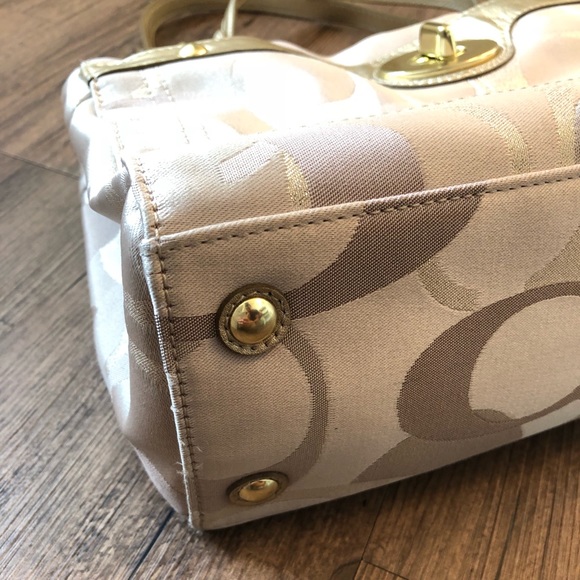 🆕 Coach Carryall Bag - Picture 2 of 5